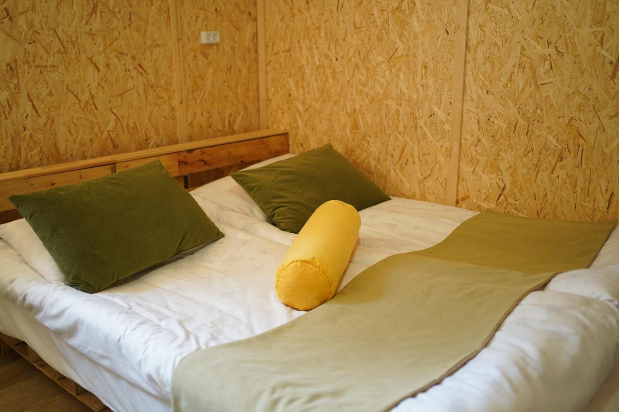 Chamich Guesthouse Debed Habitación foto